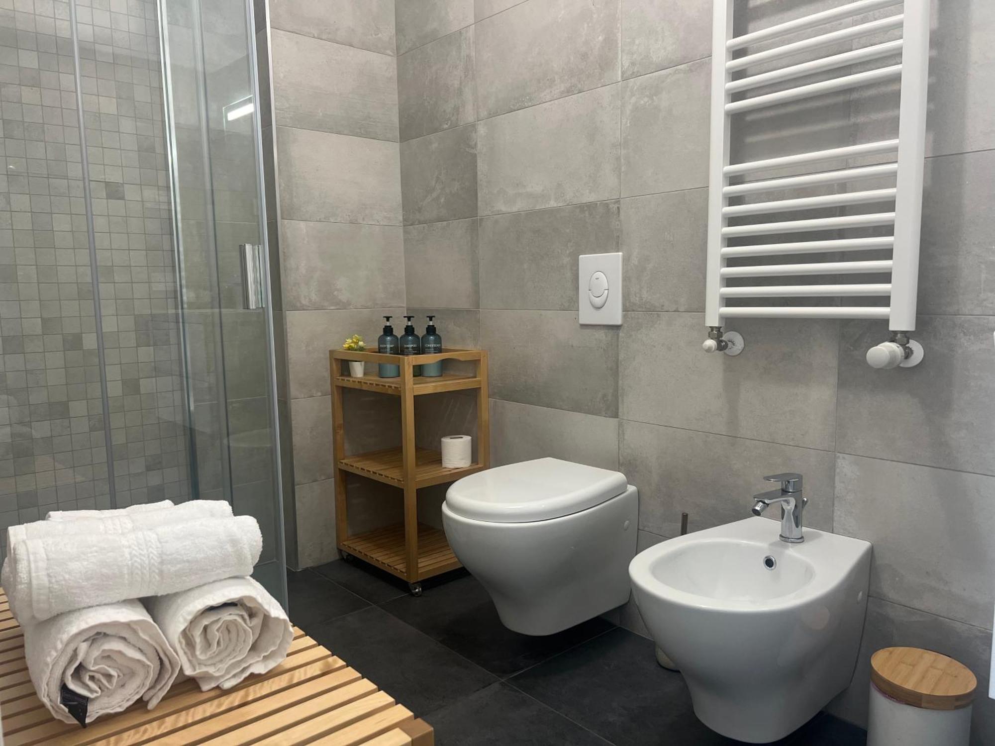 Regina Milano In Melegnano - Wifi, Breakfast Box And Terrace Apartment Exterior foto