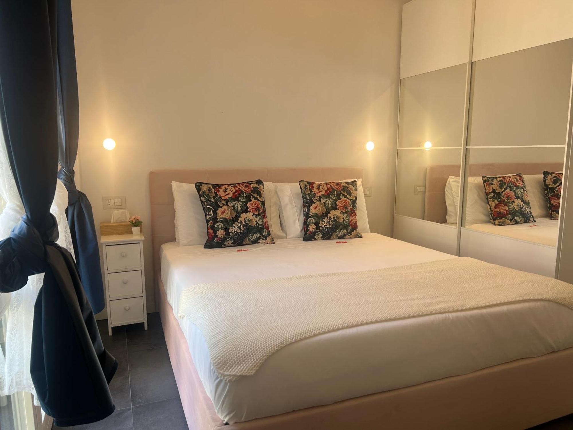 Regina Milano In Melegnano - Wifi, Breakfast Box And Terrace Apartment Exterior foto