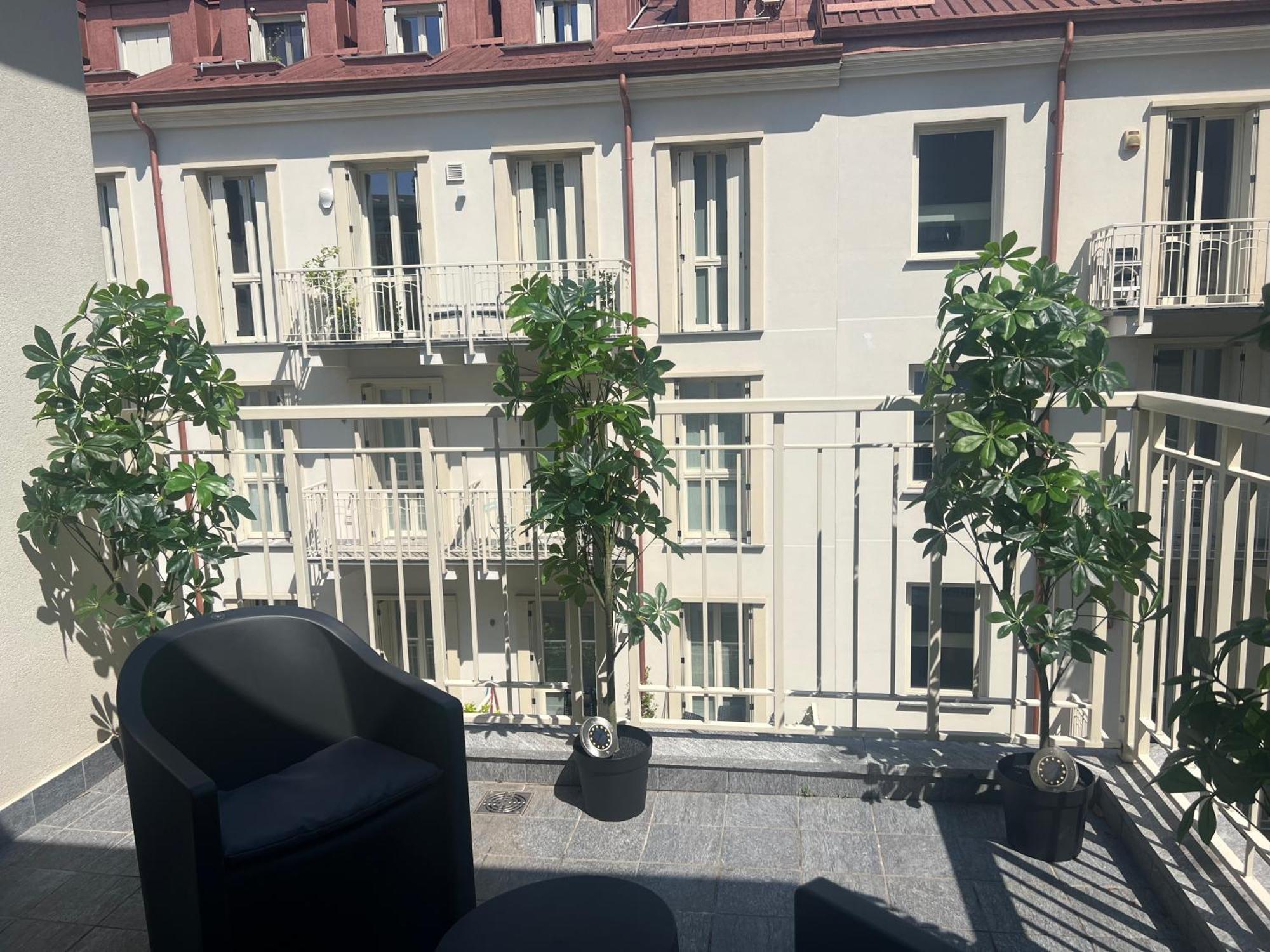 Regina Milano In Melegnano - Wifi, Breakfast Box And Terrace Apartment Exterior foto